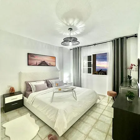 Buenavista Panoramic アパート